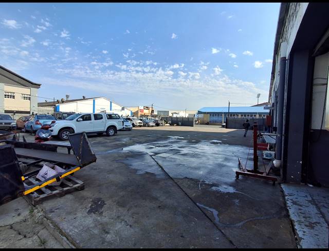 433M² WAREHOUSE TO LET IN ARCADIA